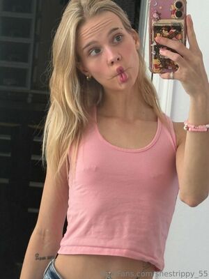 Shestrippy_55 Nude Photos photo 3