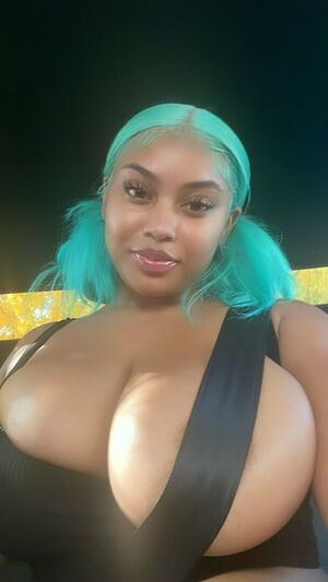 Milkmamijas Nude Photos photo 3