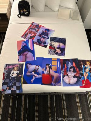 Gremlynne Nude Photos photo 22