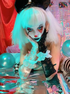 Gremlynne Nude Photos photo 94