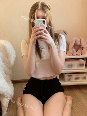 Zzzsunvi Nude Photos photo 15