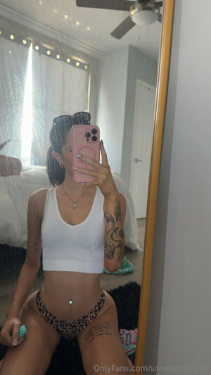 Snowwhyte222 Nude Photos photo 19