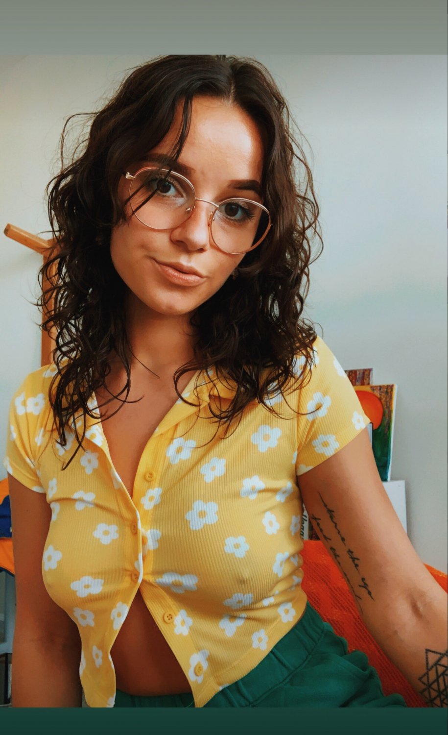 Super cute KillTony comedian Leyla Ingalls go follow and show some love!