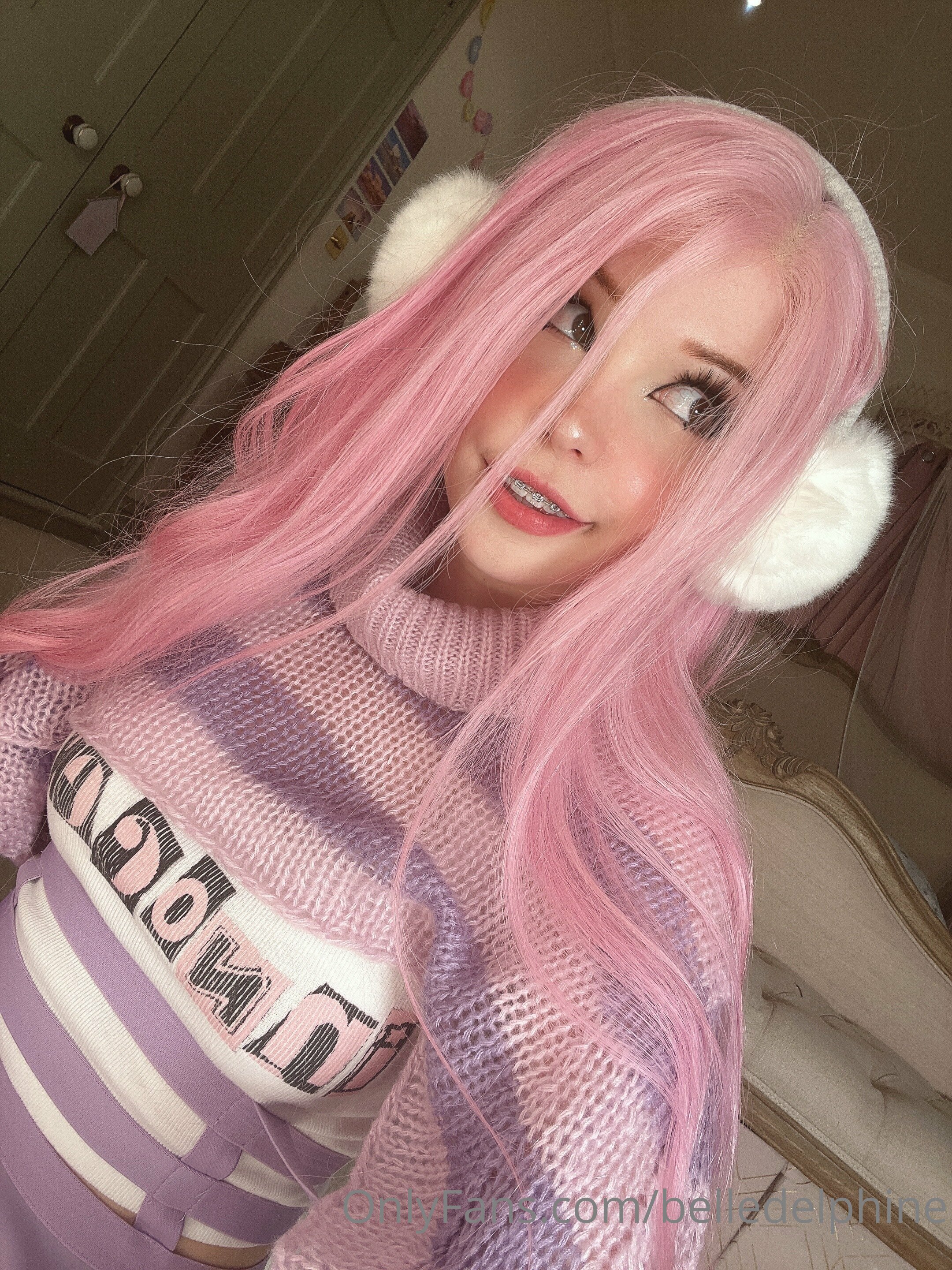 Belle Delphine Paid Bedroom Set leaked