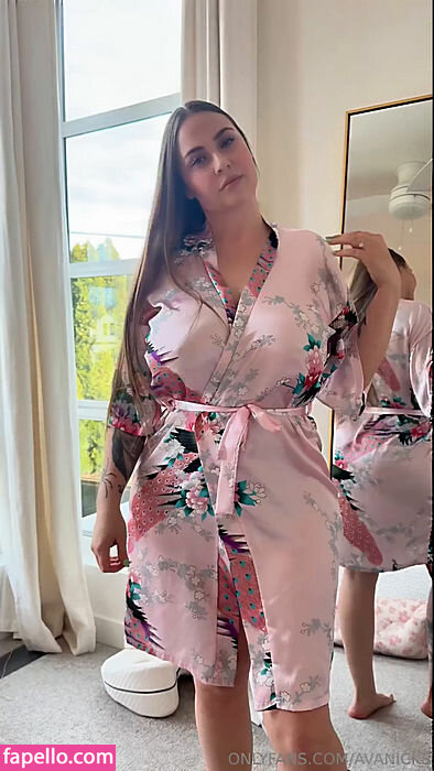 Ava Nicks Nude Photos