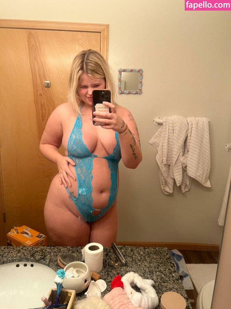 Tallandalover Nude Photos