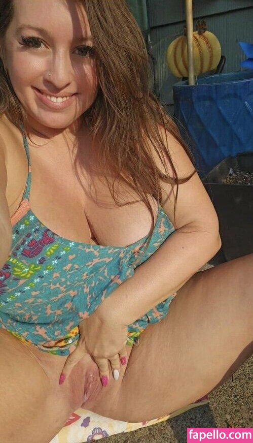 Babylittlelo Nude Photos