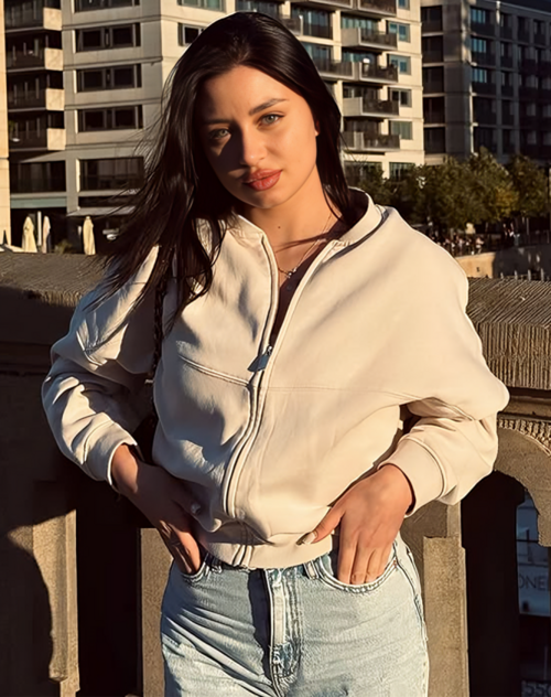 Kassy Real