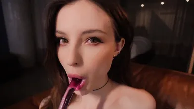 Dainty Wilder Nude Glass Dildo Masturbation Video Leaked