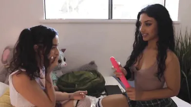 Jameliz Vegas Step Sisters Double Ended Dildo Video Leaked