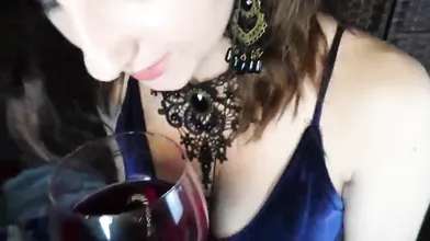 AftynRose ASMR Vampire Roleplay Video