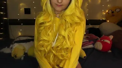 AftynRose ASMR Bananya Kittycat eating Bananas August Video