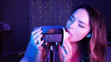 HeatheredEffect ASMR Ear Eating Video