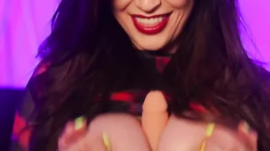 Tessa Fowler Dildo Boob Job Nude Video Leaked
