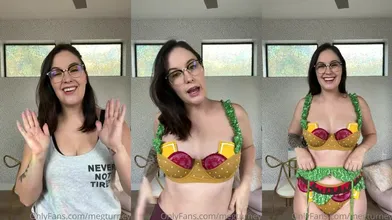 Meg Turney Cheeseburger Lingerie Try On Onlyfans Video Leaked