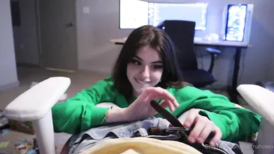 Hannah Owo Deepthroat Blowjob Facial Onlyfans Video Leaked