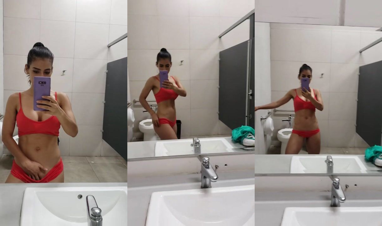 Anabella Galeano Bathroom Mirror Fingering Onlyfans Video Leaked
