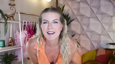 Kat Wonders Weekly 219