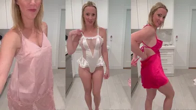 Vicky Stark Nude Silk Nightwear Onlyfans Video Leaked