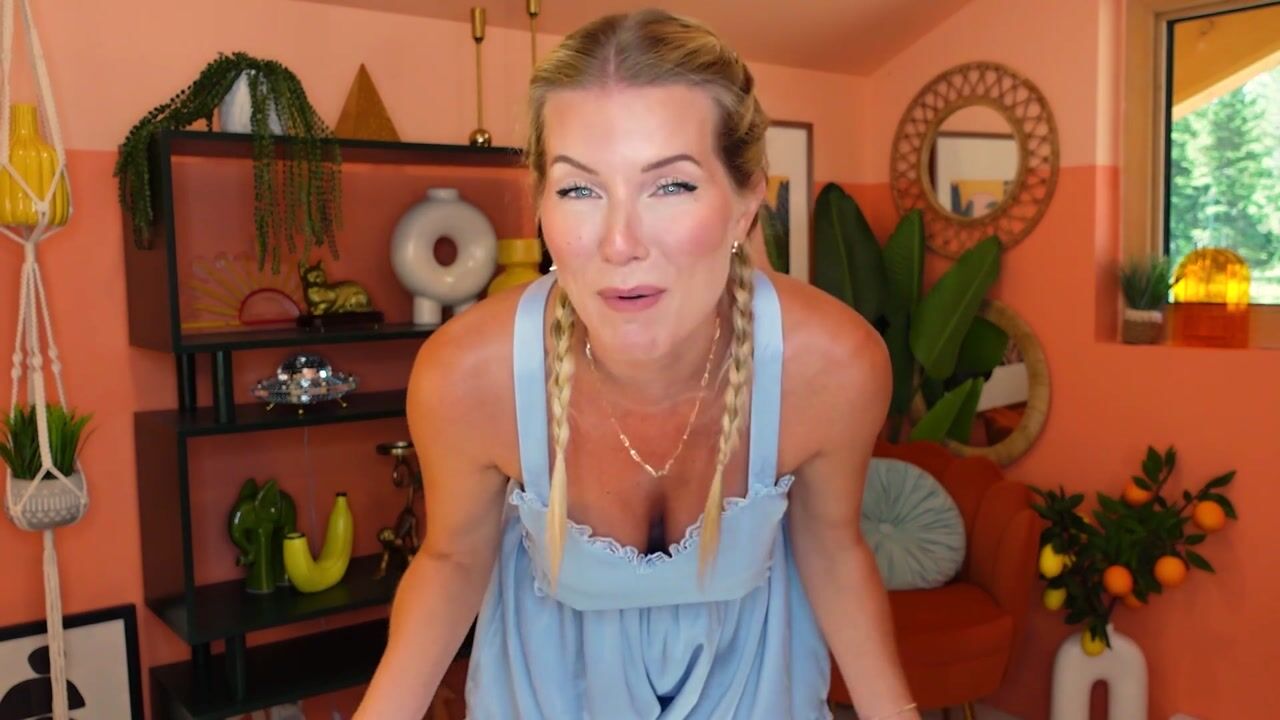 Kat Wonders Weekly 265 Patreon Video Leaked