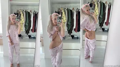 Eva Elfie Nude Mirror Selfie Tease OnlyFans Video Leaked