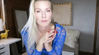 Kat Wonders Patreon Lingerie Nude Photos