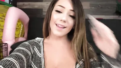 Coziebae Nude Masturbating Hitachi Onlyfans Video