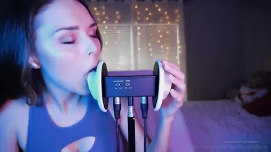 HeatheredEffect ASMR Ear Licking Onlyfans Video