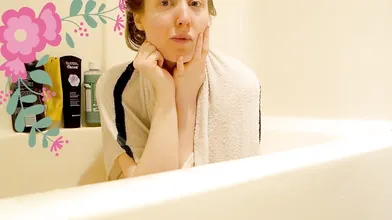 Rose Kelly Nude Bath Time Relaxation Video Leaked