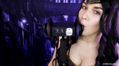 KittyKlaw ASMR Wonder Woman Licking Video Leaked