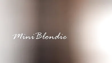 MiniBlondie Nude Lingerie Striptease OnlyFans Video Leaked