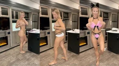 Vicky Stark Sexy Costumes Try-On Onlyfans Video Leaked
