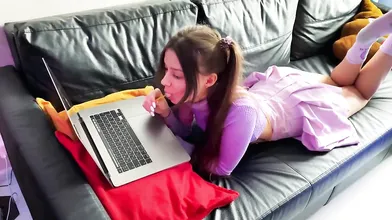 Julie Jess Enjoys Lollipop and Steamy Blowjob