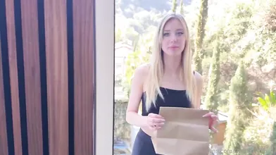 Outdoor Threesome: TigerLilly and Haley Reed in Action