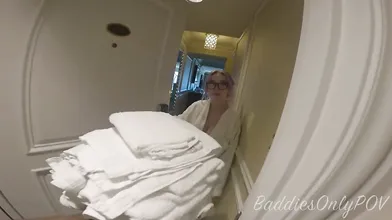 CharliOFace Takes A Creampie From A BBC