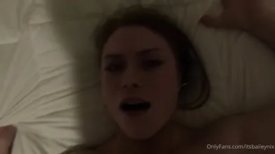 ItsBaileyNix Enjoys Raw Missionary Sex