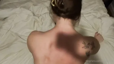 ItsBaileyNix Enjoys Raw Missionary Sex