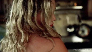 Taylor Sis Takes Off Her Bra in the Kitchen
