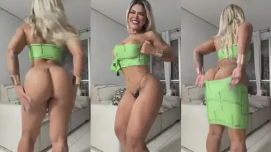 Luna Salvatori Flaunts Her Fat Brazilian Ass