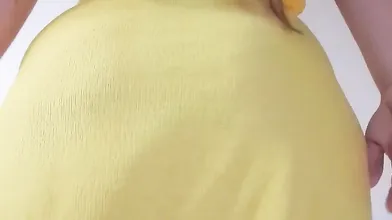 Watch Chunkylina Squeeze Her Big Butt Cheeks