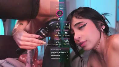Daniela Herrera Moans Loudly While Squirting
