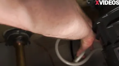 LilyAdamsXO's Blowjob Leads to Facial on the Phone