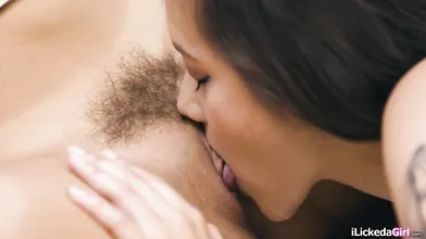 Alex De La Flor Fingers Brunette Lesbian Gia Derza