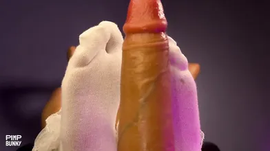 Vero Roller's Sexy Socks Footjob in 4K