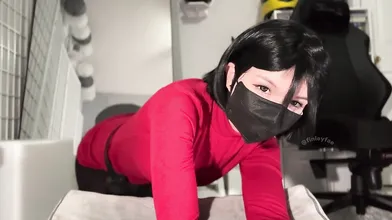 Finleyfae Gets Rammed by a Fuck Machine in 4K