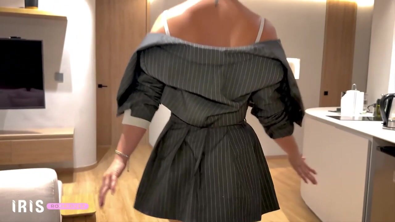 Iris Rodriguez Secretary Gets Banged by Boss