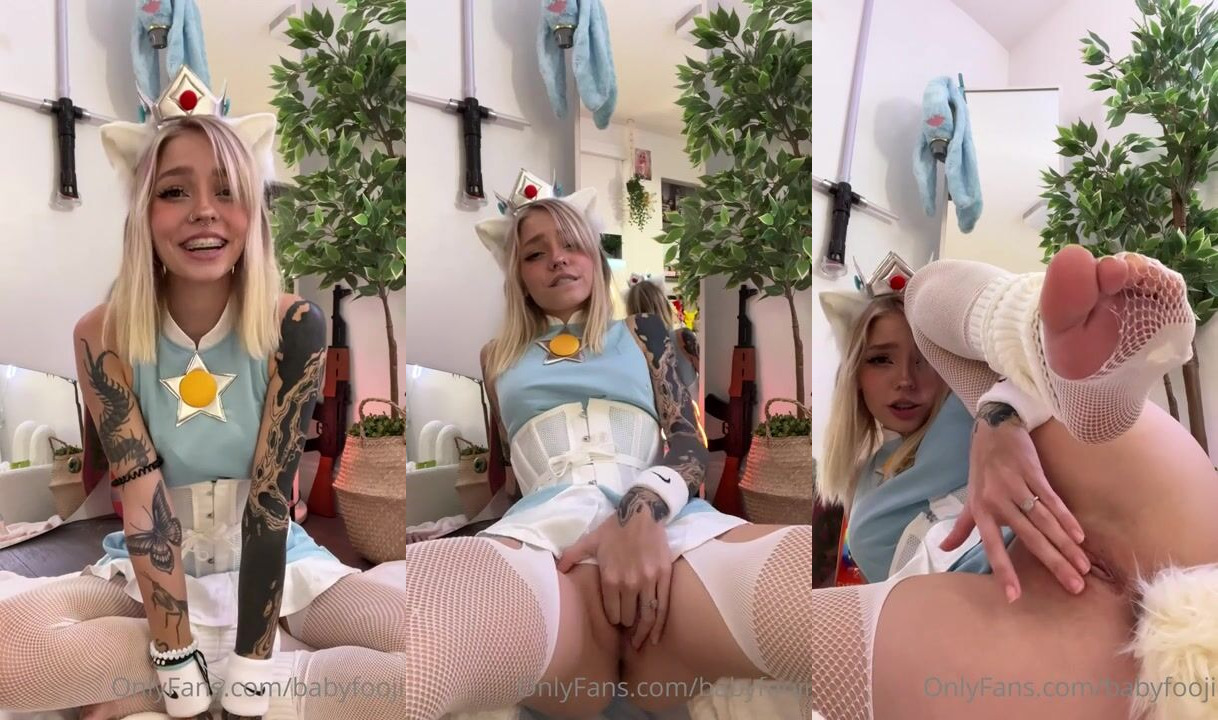 BabyFooji Rosalina Cosplay Pussy & Asshole Play