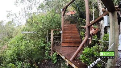 Steffy Moreno Having Fun Naked In A Tree House