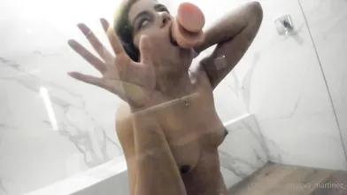 Eva Martinez Masturbates In The Shower