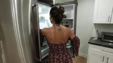 Abigail Mac Gets Her Pussy Sucked In The Kitchen